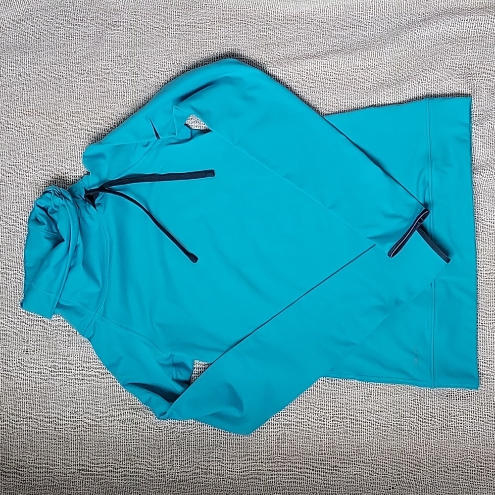 Nike pro women's fleece